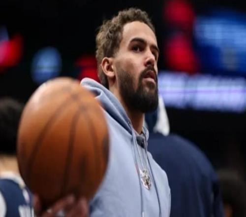 奇才計劃三年續約特雷揚他將在本周五迎來復出