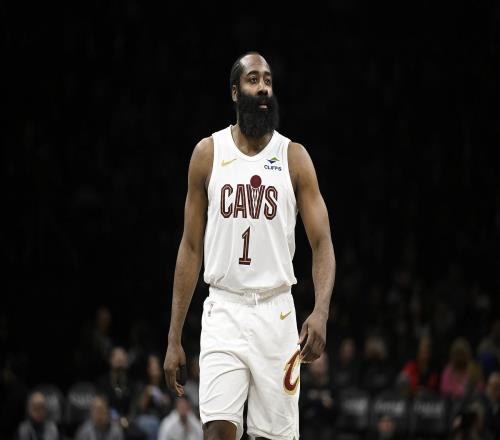 騎士消息：裁判報(bào)告公布，米切爾復(fù)出時(shí)間出爐，戰(zhàn)活塞出場更新