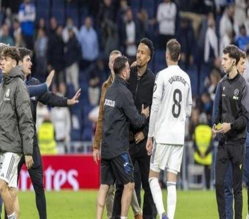 世體：皇馬輸球給巴薩注入強(qiáng)心針，球隊迎戰(zhàn)馬競心態(tài)更加放松