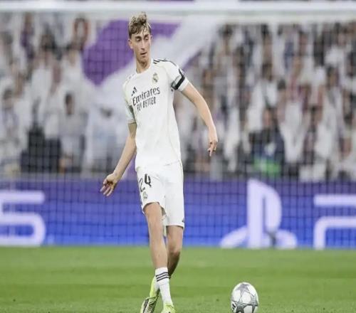 捂嘴被預(yù)防性停賽，公開侮辱卻至今零代價，這個世界毫無邏輯