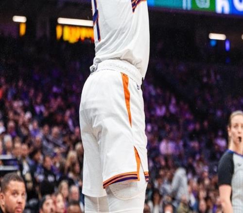 31分鐘7失誤太陽新高！格林第三場(chǎng)20+仍遭噴他怎與杜蘭特爭(zhēng)輝