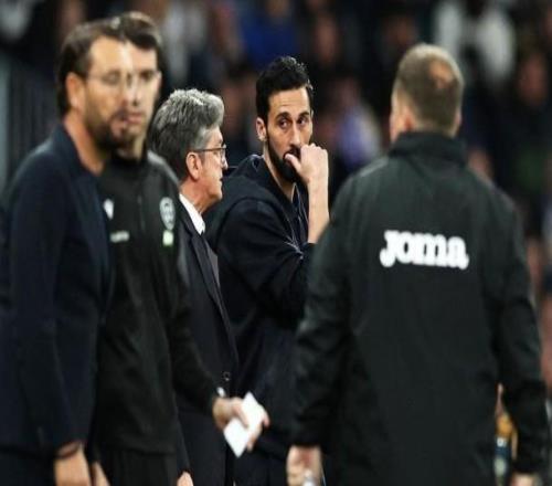 隊(duì)報(bào)：阿韋洛亞面臨下課危機(jī)，接下來(lái)兩周的賽程將決定其去留