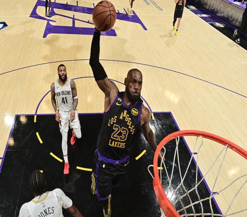 湖人110101擊敗鵜鶘！東契奇創(chuàng)50年隊(duì)史紀(jì)錄，老詹創(chuàng)3個NBA紀(jì)錄