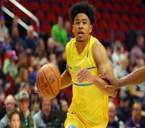 面對開拓者二隊打出準三雙，森林狼雙向合同新援場上作用非常明顯