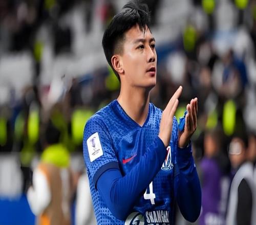 意外！蔣圣龍未來(lái)踢國(guó)足主力中衛(wèi)將遇到三位競(jìng)爭(zhēng)對(duì)手，彭嘯領(lǐng)銜