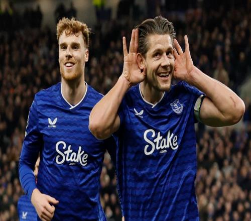 英超最新積分戰(zhàn)報(bào)：利物浦爆大冷，利茲聯(lián)被絕殺，埃弗頓連勝