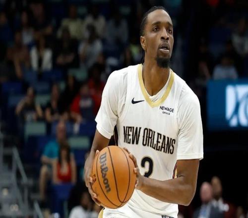 防守能力確實(shí)出色，但鵜鶘側(cè)翼大閘受制于糟糕的投籃只能打中鋒