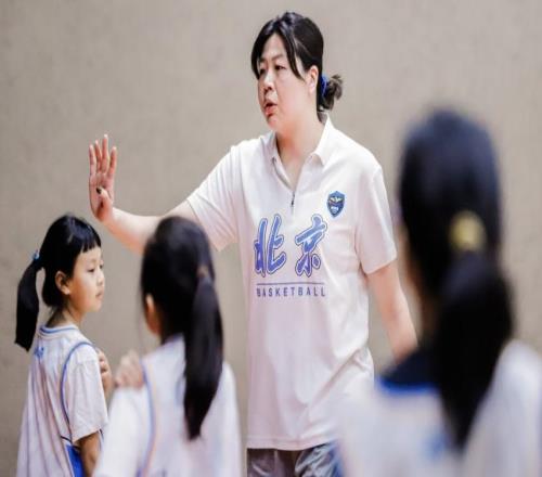 加入北京首鋼官方訓(xùn)練營和我們一起上場！