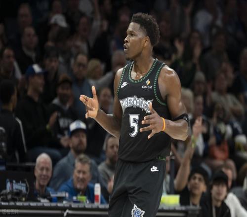 班凱羅37+5+6無緣今日最佳球員！因為愛德華茲41+6+2+5創(chuàng)紀(jì)錄！