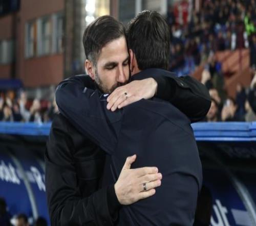 【意大利杯】齊沃、小法攜手深蹲，國(guó)米客場(chǎng)0比0科莫