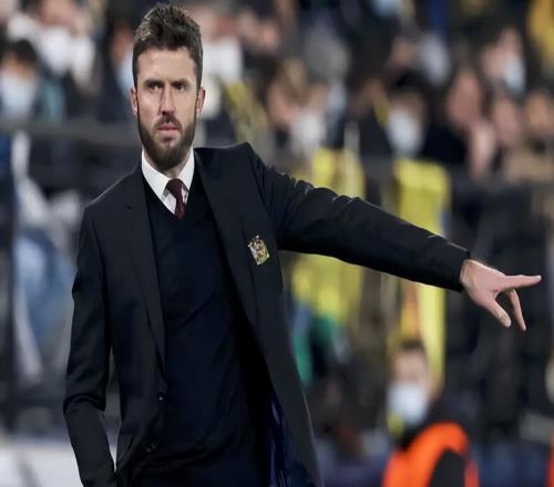 出征紐卡！曼聯(lián)有望迎3連勝，卡里克轉(zhuǎn)正在即，2傷號提前復(fù)出