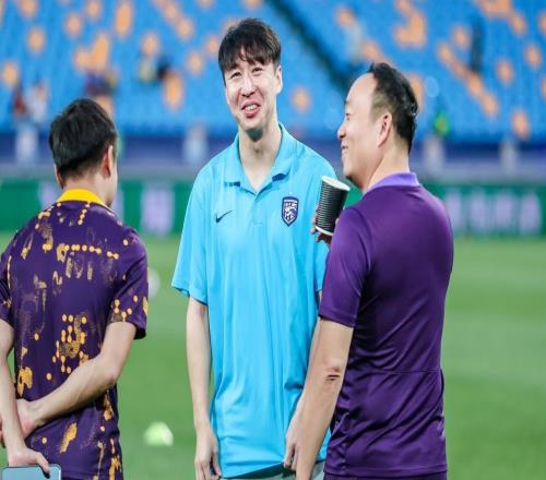 曝37歲前國腳即將退役！18年的堅守，他是中國后衛“鐵血樣本”