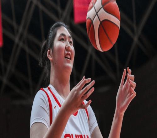 FIBA世預(yù)賽新星榜：中國女籃僅張子宇入選超2米2身高太獨(dú)特