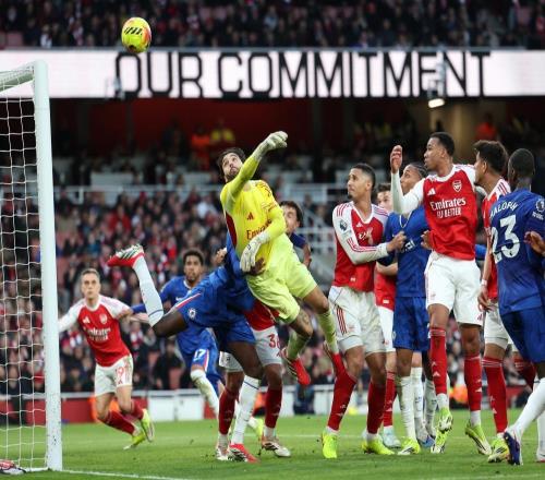 不世功業(yè)！四冠夢(mèng)想照進(jìn)現(xiàn)實(shí)，槍手能否抓住榮耀聯(lián)賽杯來(lái)驗(yàn)貨