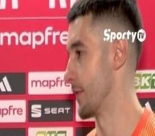 霍安：比賽確實(shí)非常困難，但我覺得球隊(duì)已經(jīng)付出了全部努力