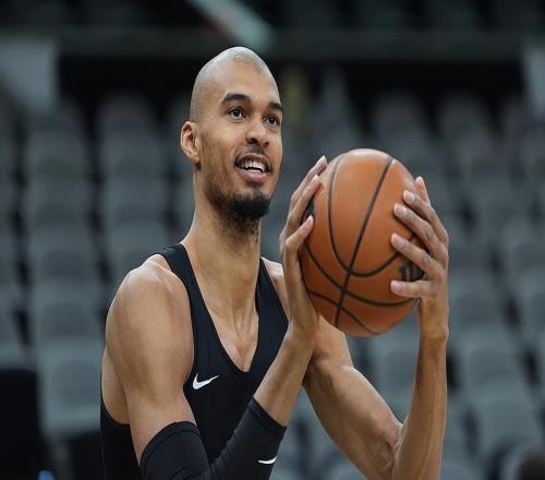 正負值+41！文班亞馬：我們是世界上最棒的球隊