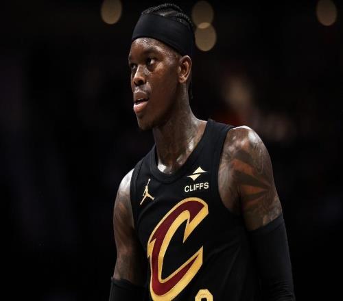 騎士替補(bǔ)陣容太好用了！施羅德主導(dǎo)，3配角輔助，二四節(jié)主導(dǎo)贏分