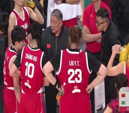 領(lǐng)先19分險(xiǎn)被逆轉(zhuǎn)，中國(guó)女籃加時(shí)5分險(xiǎn)勝，王思雨21分張子宇10分