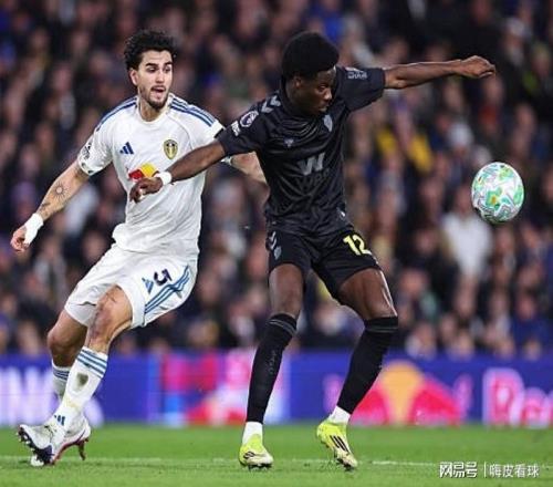 連續(xù)爆冷，改變英超！從曼聯(lián)開始，阻擋阿森納，擊退利物浦和維拉