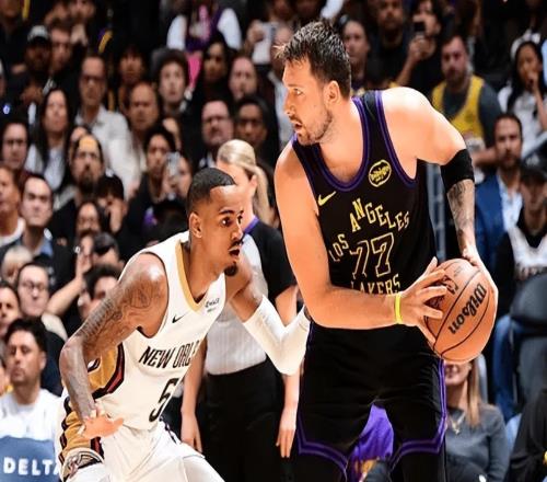 勝鵜鶘！詹姆斯直指防守重要性，斯瑪特不滿判罰，里弗斯談傷勢(shì)！