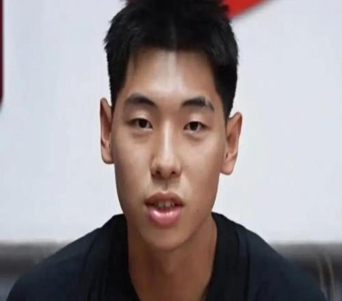 將復(fù)出助男籃+廣東！崔永熙自宣已恢復(fù)100%他會成第二個(gè)阿不都嗎