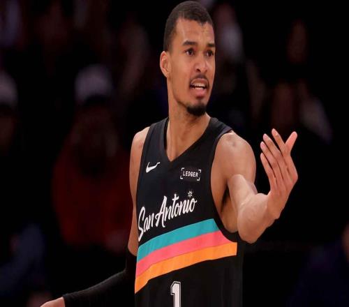 11戰全勝！馬刺創NBA神跡，文班亞馬單月數據堪稱恐怖