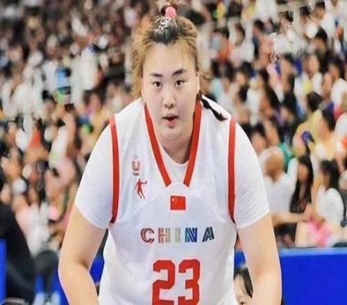 劉禹彤砍下12分+6個(gè)籃板，罰籃6投6中！大寶貝打出高光亮眼的表現(xiàn)