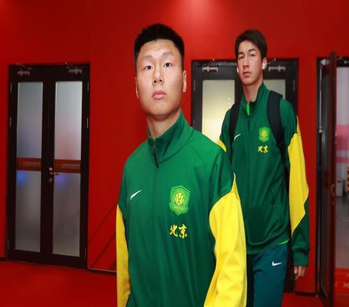 26歲國足鋒霸放狠話賽季目標進3球！上賽季只進了2球，引發熱議