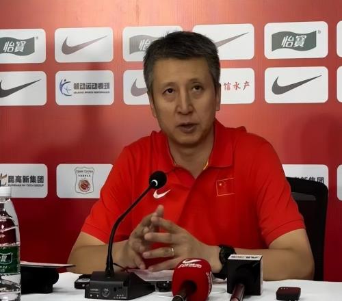 中國男籃重磅消息！主帥郭士強遭國際籃聯審查，楊瀚森確認歸隊