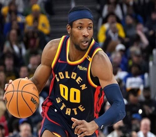 場均21+7換隊爆發(fā)！庫明加3戰(zhàn)全勝帕金斯怒噴科爾不識才