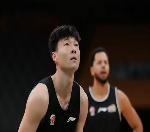 漂亮！遼籃熱身賽2連勝，1小將連續(xù)爆發(fā)，新援13分鐘砍10分真高效