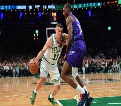 爆大冷！東部第二轟然倒下：全場鴉雀無聲，黑馬三人組轟56分