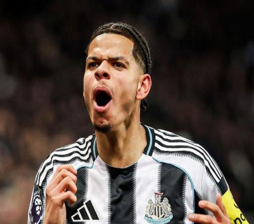 90分鐘絕殺！曼聯(lián)12遭10人紐卡逆轉(zhuǎn)，卡里克首敗，36名差3分