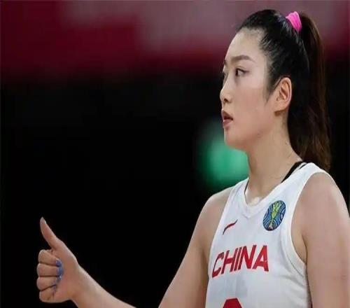 贏球還被罵我們錯(cuò)怪宮魯鳴了！這場(chǎng)球有價(jià)值，但女籃確實(shí)在啃老