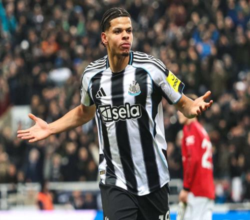 英超最新積分榜：3大強(qiáng)隊(duì)意外翻車，曼聯(lián)被絕殺，阿森納拉開差距