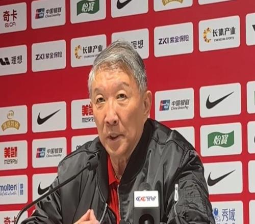 勝巴西發(fā)布會(huì)！強(qiáng)調(diào)適應(yīng)高強(qiáng)度，談2內(nèi)發(fā)揮，陳玉婕總結(jié)不足！