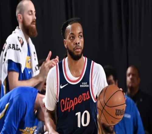 打瘋了！快船最多領(lǐng)先23分：倫納德轟20分4板，新星重傷離場