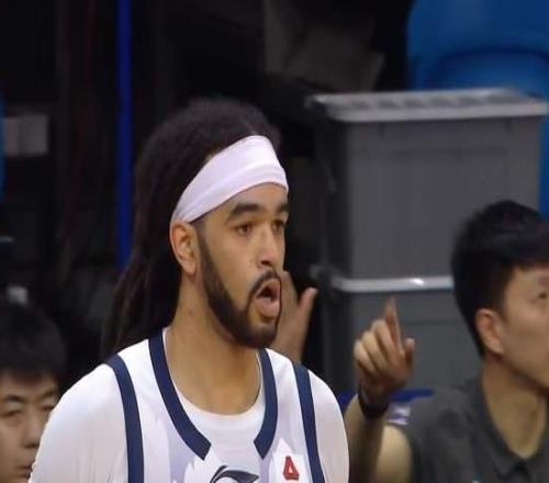 大冷門！山東遭魚腩復仇，郭艾倫傷退，高詩巖6+6，克里斯兇名宿