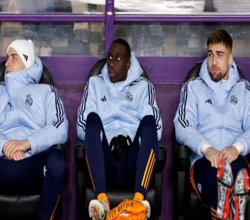 阿斯：皇馬想今夏出售門迪，但前提是他能上場比賽并發(fā)揮出色