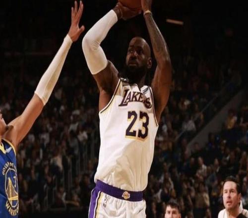 名記：建議詹姆斯學習霉霉，和每支球隊都簽一周進行退役巡演