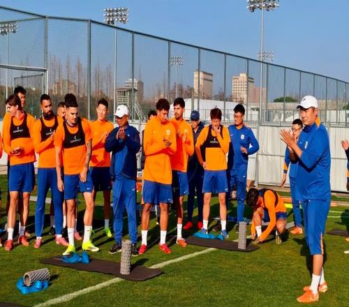 內(nèi)憂外困！山東泰山遭輿情風(fēng)暴，中超首輪對陣遼寧鐵人成救贖之戰(zhàn)