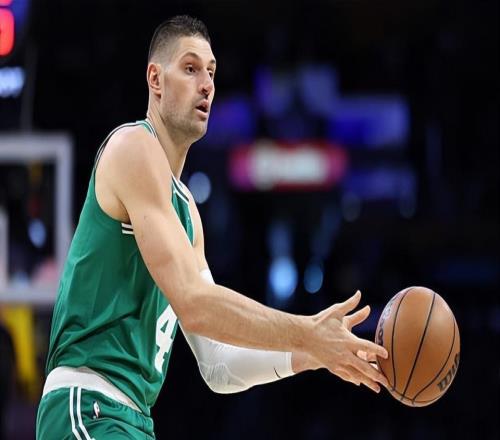 被黃蜂各種打爆，凱爾特人內(nèi)線新援看起來真是打不了強(qiáng)隊(duì)