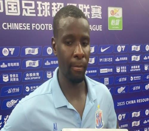 阿馬杜：我剛復(fù)出斯盧茨基就讓我首發(fā)，我不同意導(dǎo)致關(guān)系惡化