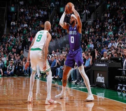 克努佩爾神跡追平喬丹新秀歷史第一黃蜂6連勝滅綠軍近19戰(zhàn)16勝