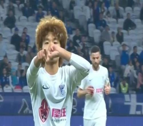 媒體人：申花想買呂焯毅英博不賣，英博想租謝鵬飛申花不租