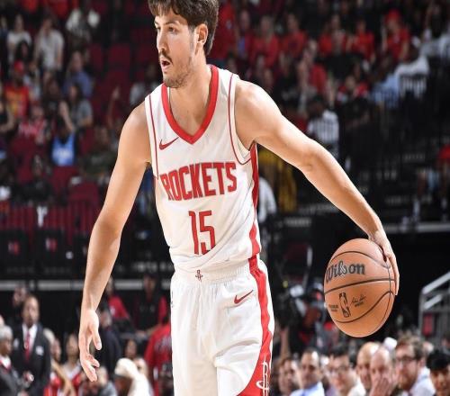 合砍62分，僅3次助攻！新控衛(wèi)解放火箭隊(duì)雙核，2人轉(zhuǎn)入主攻模式