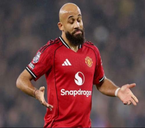 卡里克的曼聯(lián)遭紐卡逆轉(zhuǎn)首敗，姆貝莫全場夢(mèng)游成罪人