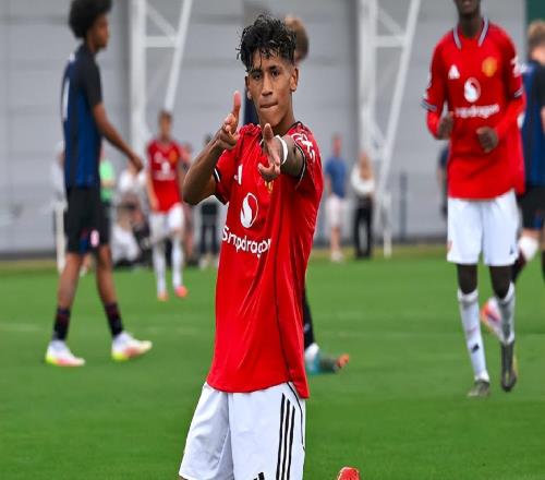 5場7球！曼聯(lián)迎來新太子，獲拉爵爺認(rèn)可，有望打破隊史記錄