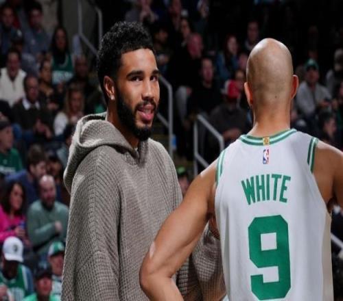 塔圖姆瞄準周六復(fù)出！綠軍登頂東部賠率升第一