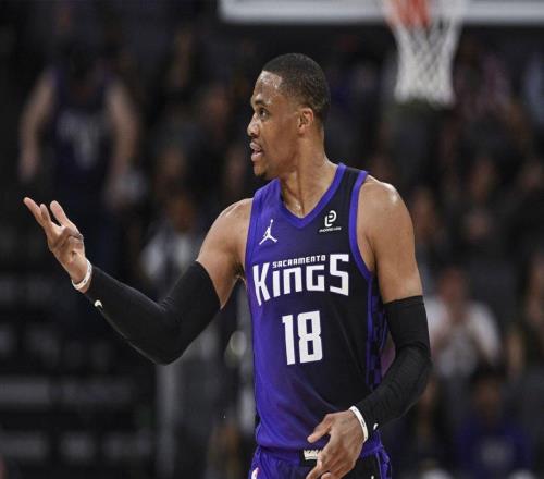 霸氣，威斯布魯克在球隊輸球后公開批評媒體很多話